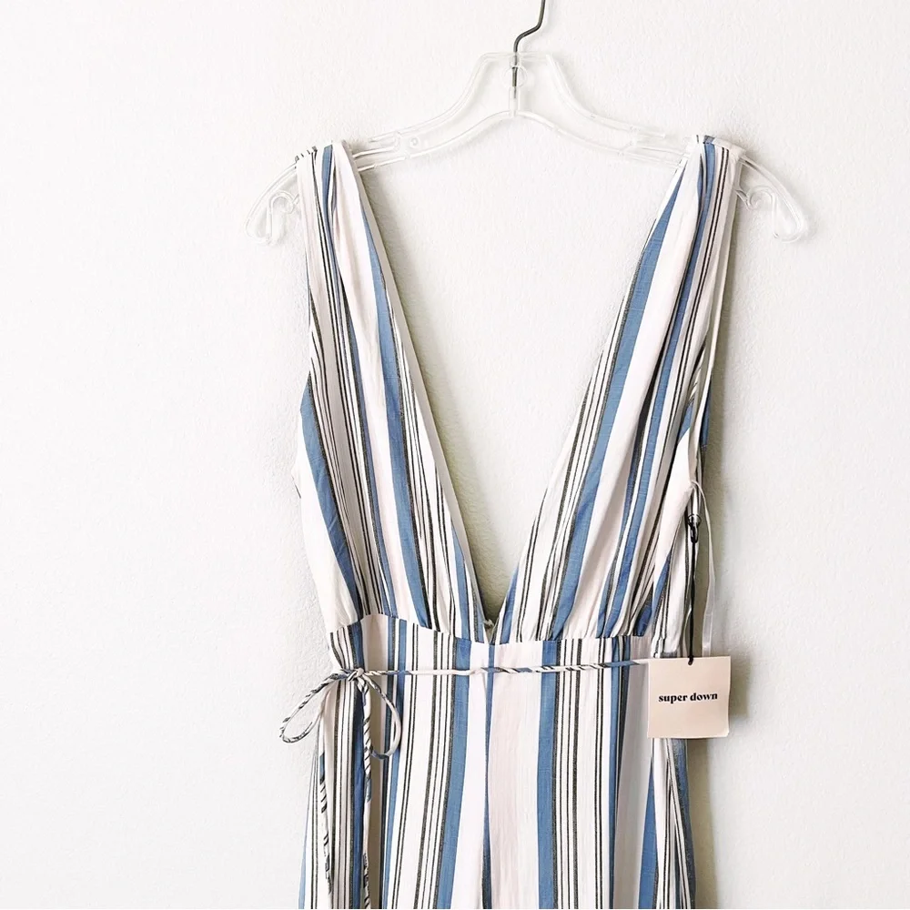Superdown Bette Deep V Jumpsuit Rayon Multi Stripe Revolve Blue White Pi… - Picture 3 of 16